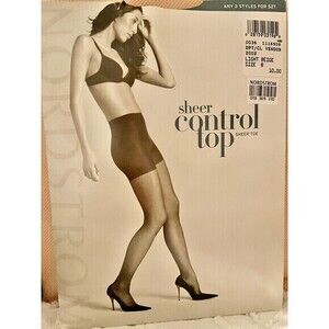 Nordstrom Women's Pantyhose Nylons Control Top Sheer Light Beige Size B Vintage